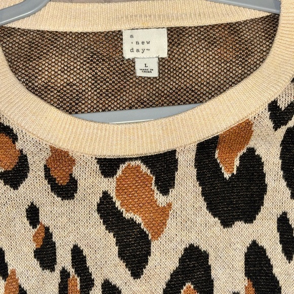 A New Day Leopard Print Sweater - Picture 2 of 3